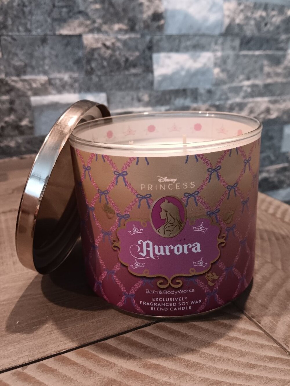 Aurora 3-wick Candle